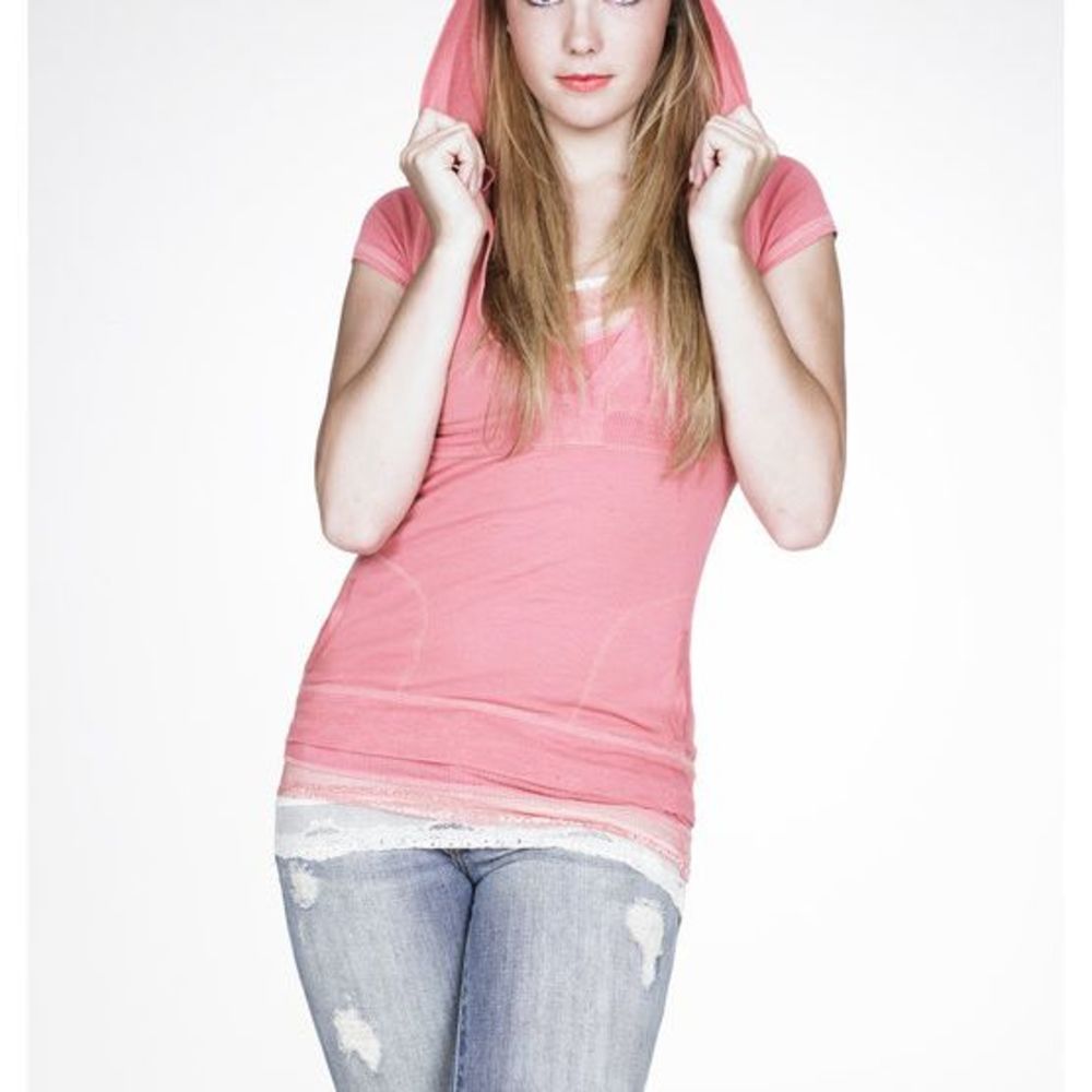 Meet your Posher, Caitlin